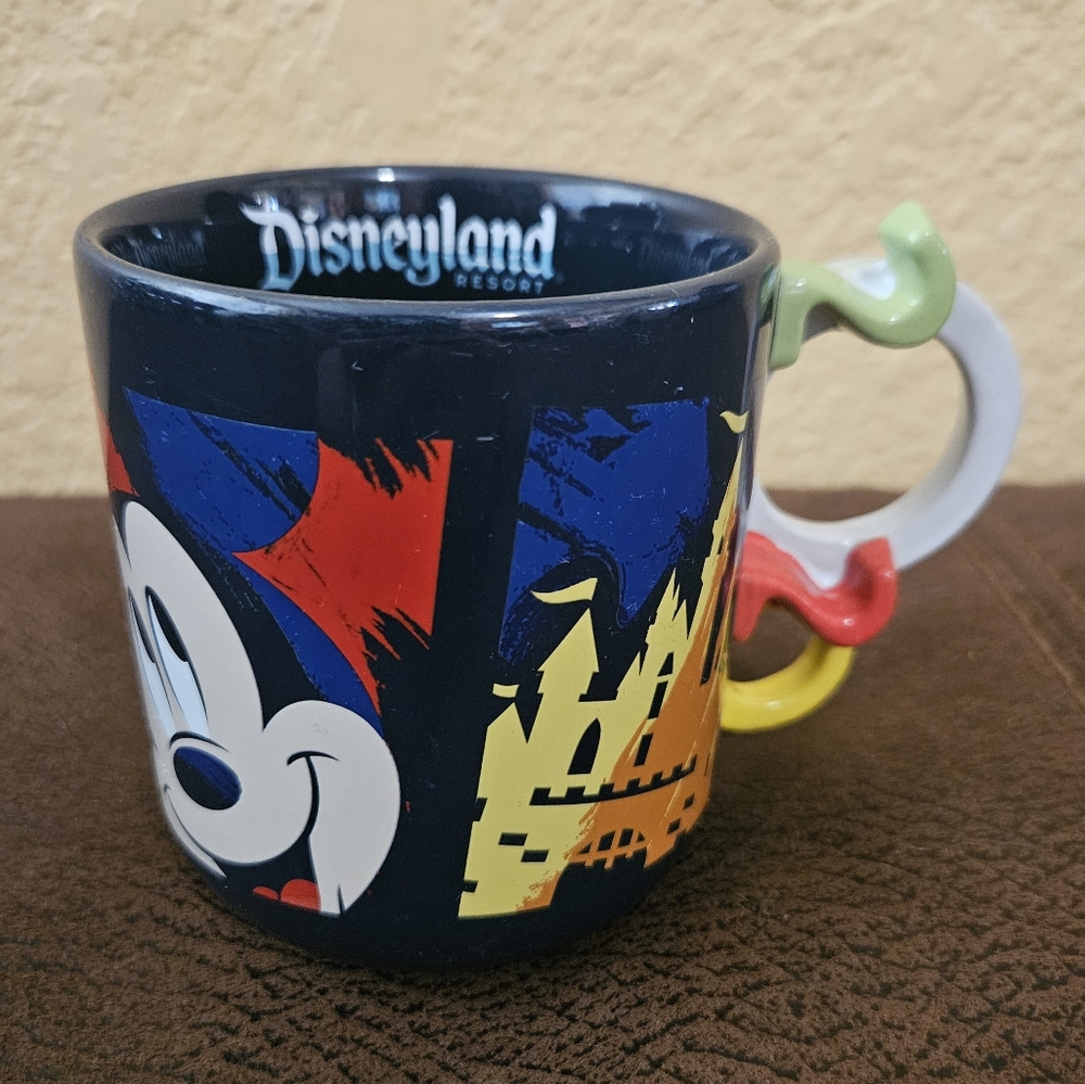 Disney Parks 2020 Coffee Mug Walt Disney World Mickey Mouse Donald Duck Goofy